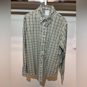 Brooks Brothers Men’s Non-Iron Long Sleeve Slim Sport Shirt, Medium